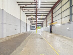 Irongray Rd, Dumfries to rent Interior Photo- Image 2 of 4