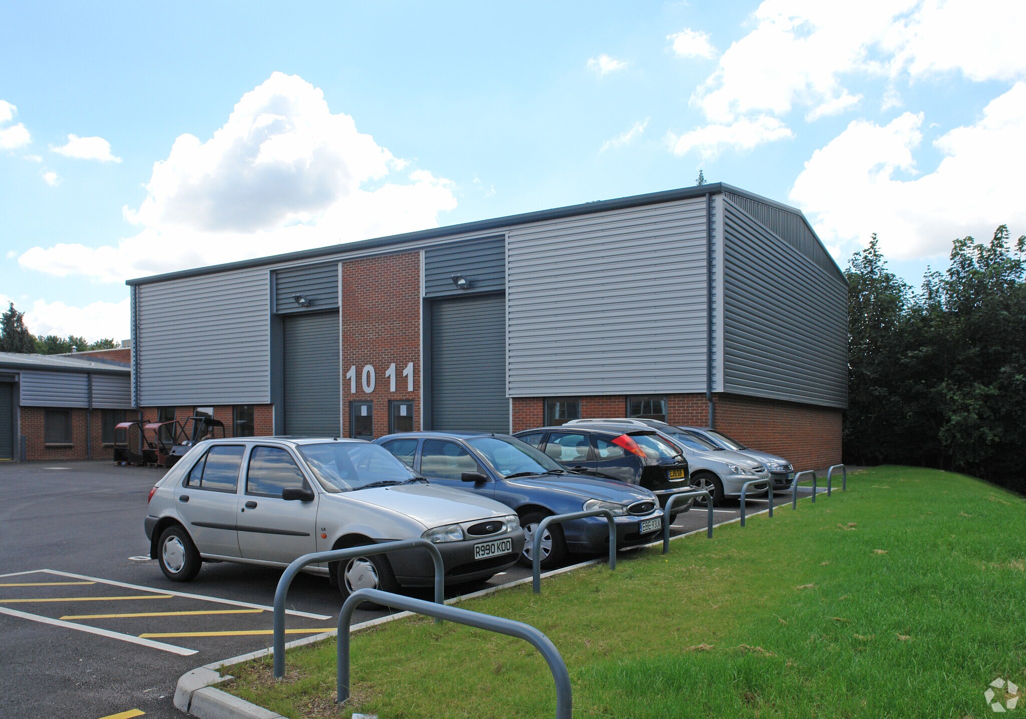 Priestley Rd, Basingstoke for sale Primary Photo- Image 1 of 1