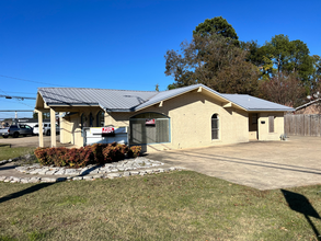 3202 Richmond Rd, Texarkana, TX for rent Building Photo- Image 1 of 7