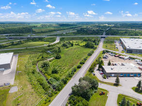 4050 Russell Rd, Ottawa, ON - AERIAL  map view