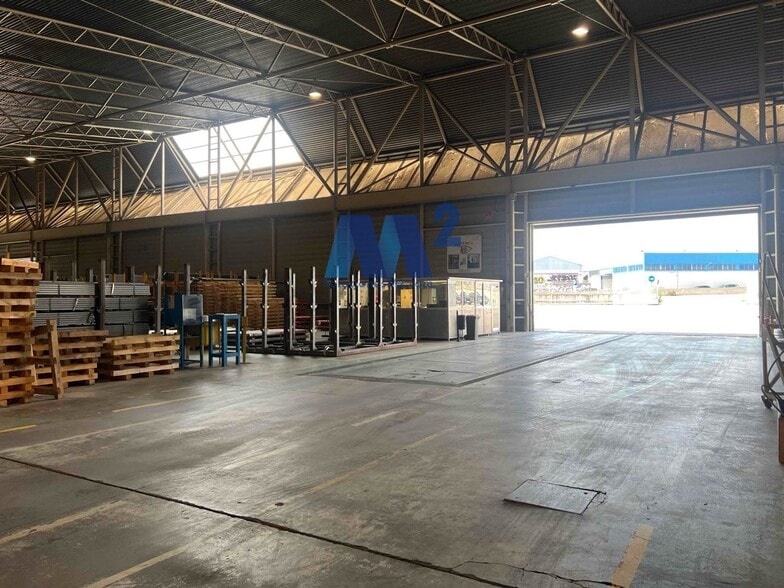 Industrial in Coslada, Madrid for sale - Primary Photo - Image 1 of 13