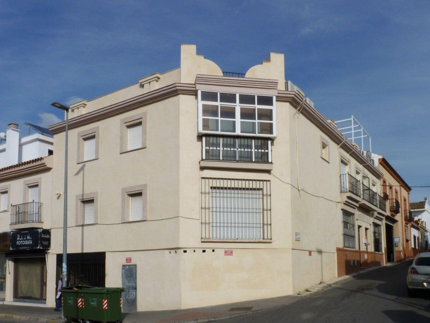 Retail in Gines, Sevilla for sale Primary Photo- Image 1 of 9