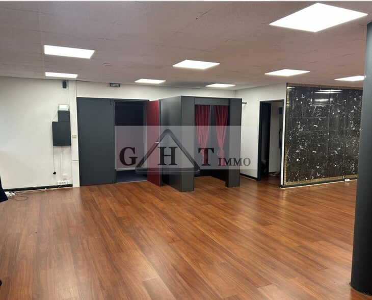 Office in Argenteuil to rent - Interior Photo - Image 1 of 2