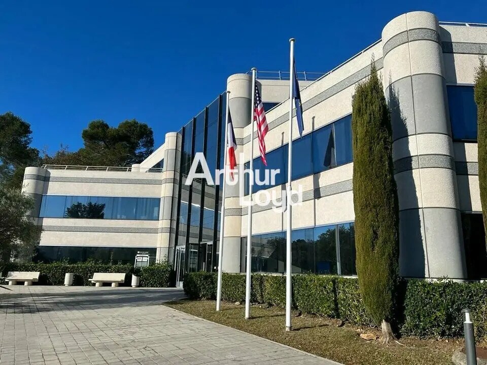Office in SOPHIA ANTIPOLIS to rent Building Photo- Image 1 of 6