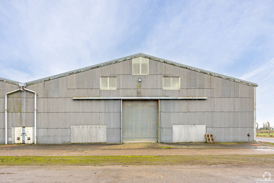 Honey Pot Ln, Colsterworth for rent - Building Photo - Image 3 of 4