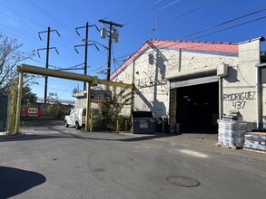 437-441 Adams St, Newark, NJ for rent Building Photo- Image 1 of 8