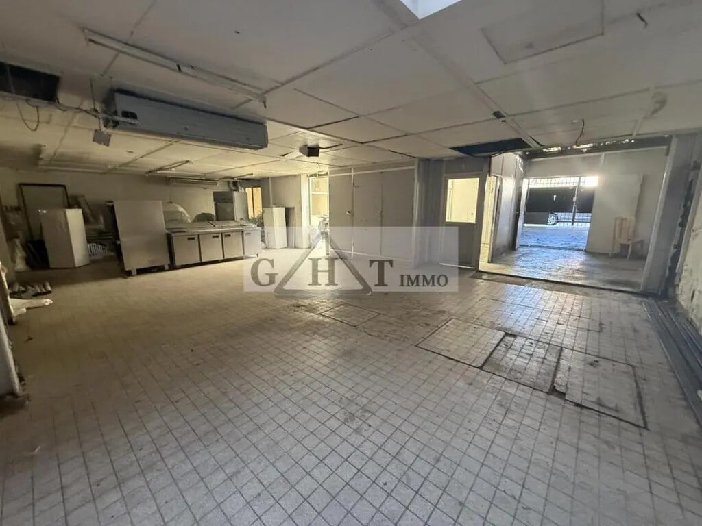 Vente Entrepôt 840 m² - Photo 1