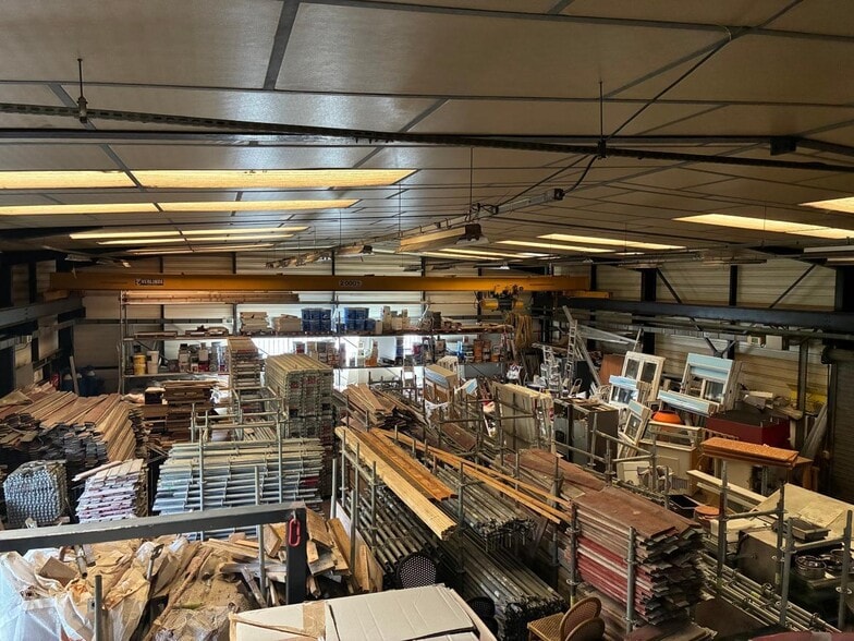 Light Industrial in Bezons for sale - Building Photo - Image 3 of 8