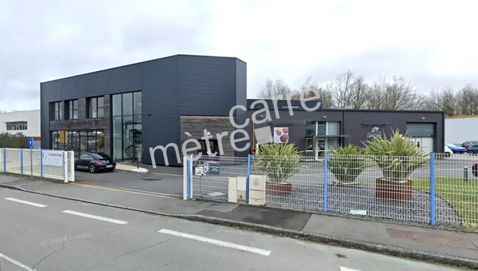 Office in La Chapelle-sur-Erdre for sale Primary Photo- Image 1 of 5