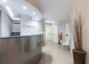 Retail in Barcelona, Barcelona to rent Interior Photo- Image 1 of 13