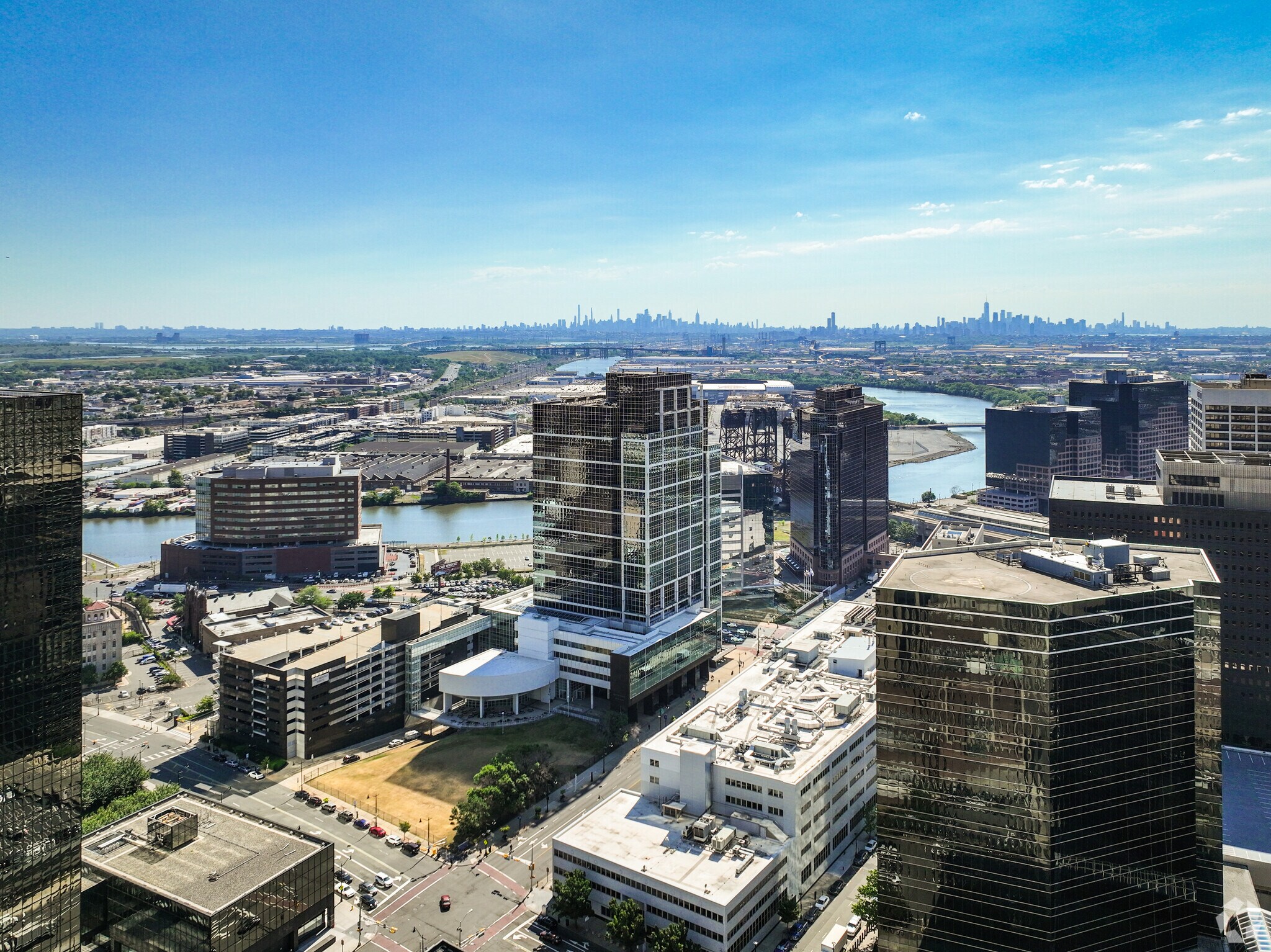 1 Newark Ctr, Newark 07102 One Newark Center