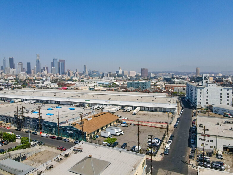 1205-1321 Wholesale St, Los Angeles, CA to rent - Aerial - Image 3 of 13