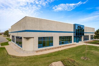 More details for 4575 Boul Poirier, Montréal, QC - Industrial to Rent