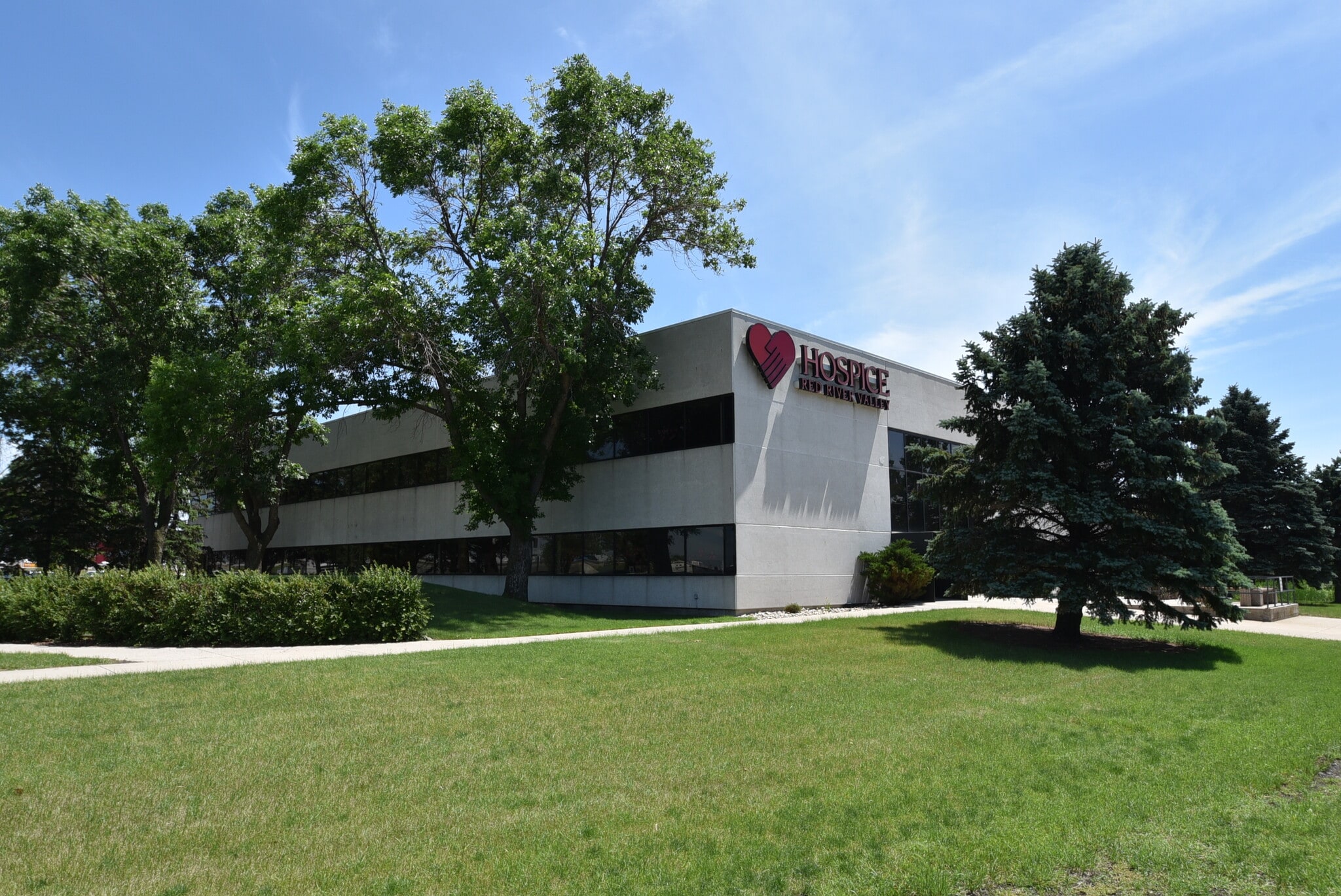 1701 38th St S, Fargo, ND to rent Building Photo- Image 1 of 9