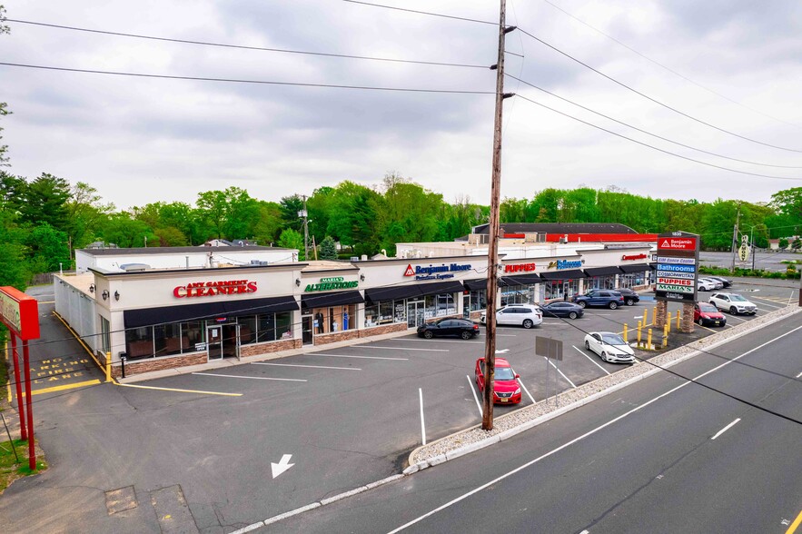 1835 Highway 35, Middletown, NJ for sale - Building Photo - Image 2 of 14