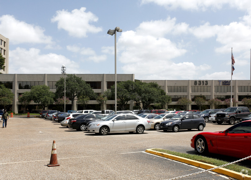 8313 Southwest Fwy, Houston, TX for sale - Building Photo - Image 1 of 1