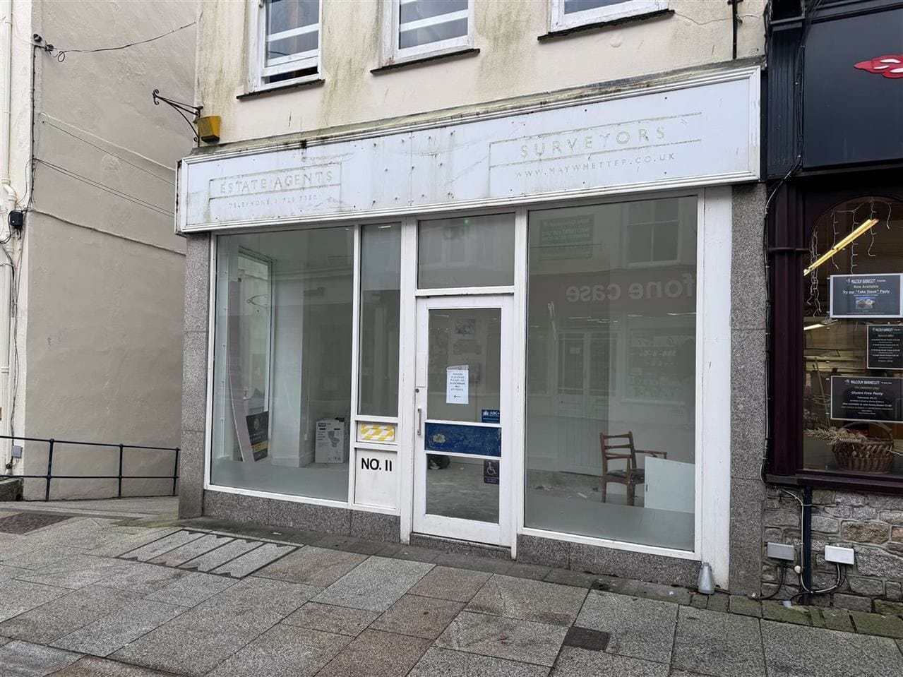 11 Fore St, St Austell to rent Primary Photo- Image 1 of 5