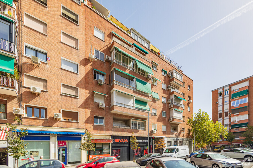 Residential in Madrid, MAD for sale - Building Photo - Image 2 of 2