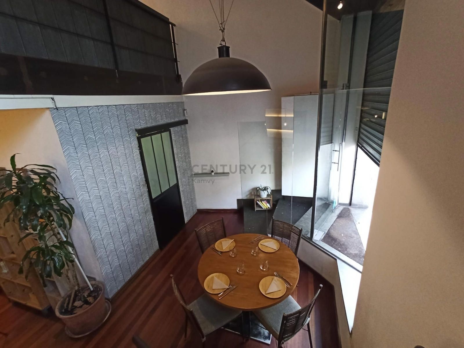 Retail in Barcelona, Barcelona to rent Interior Photo- Image 1 of 12