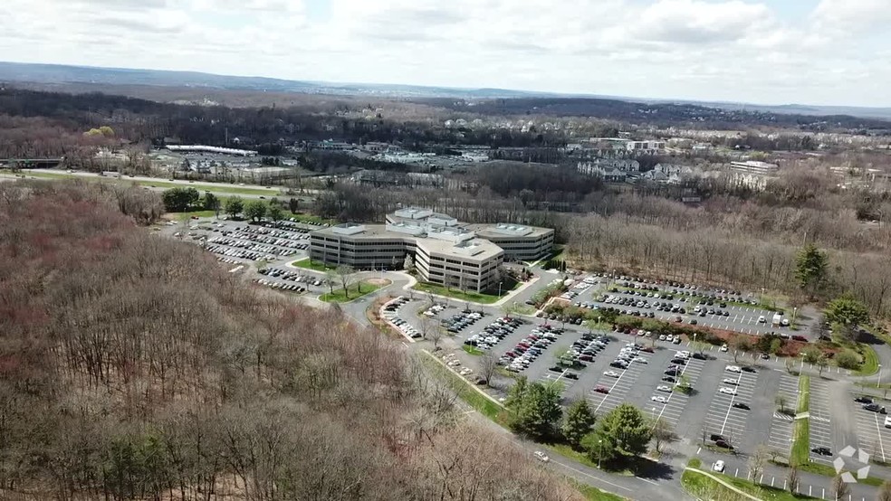 500 Enterprise Dr, Rocky Hill, CT for rent - Aerial Video - Image 2 of 11