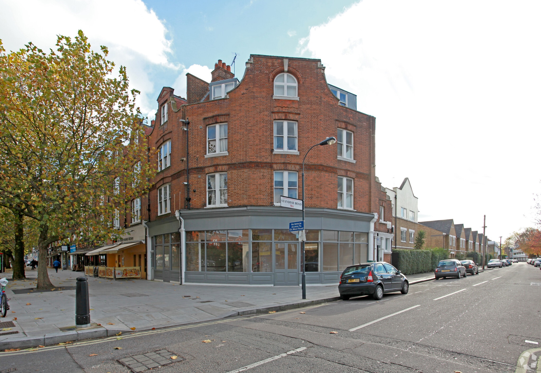 323-325 King St, London for sale Building Photo- Image 1 of 1