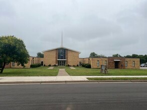 1609 NE 48th St, Oklahoma City, OK for rent Primary Photo- Image 1 of 2