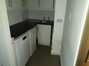 167-169 London Rd, Kingston Upon Thames to rent Interior Photo- Image 2 of 4