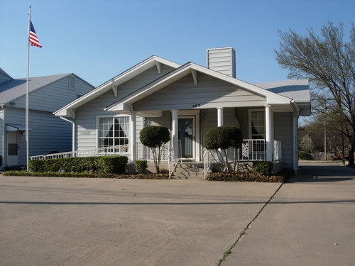 407 W Main St, Whitesboro, TX for rent - Building Photo - Image 2 of 5