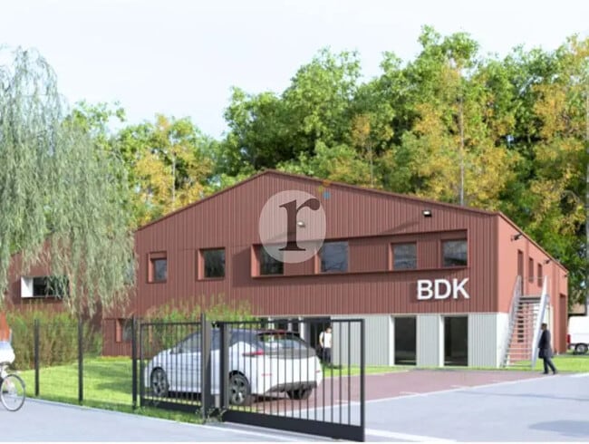 Vente Local d'activités 354 m² à 970 m²