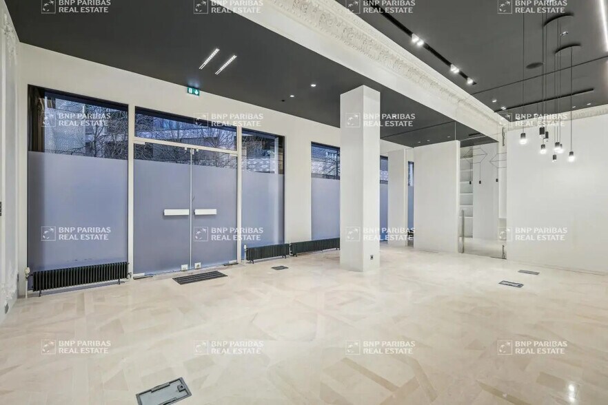 37 Rue Traversière, Boulogne-Billancourt to rent - Interior Photo - Image 2 of 15