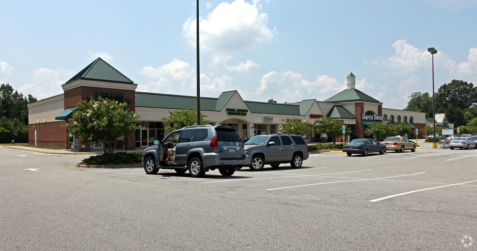 1436 N Main St, Fuquay Varina, NC for rent - Building Photo - Image 1 of 15