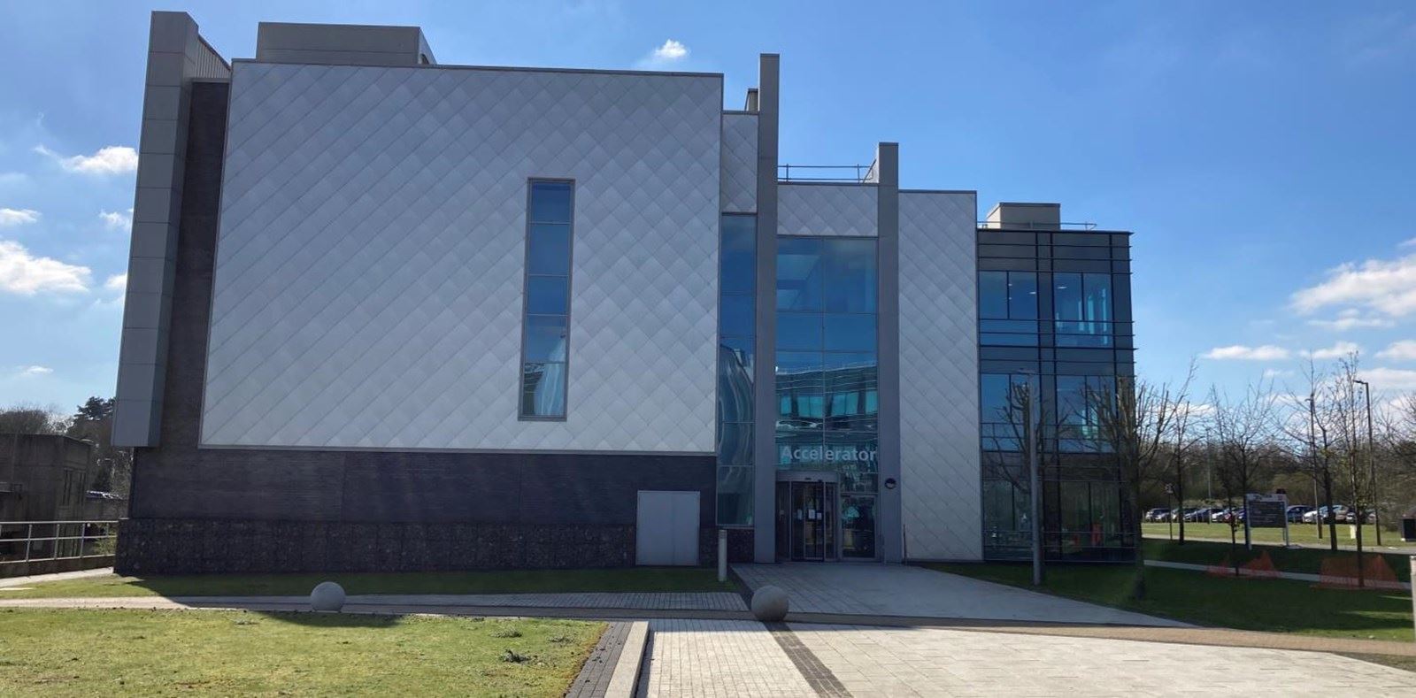 Gunnels Wood Rd, Stevenage for sale Primary Photo- Image 1 of 1