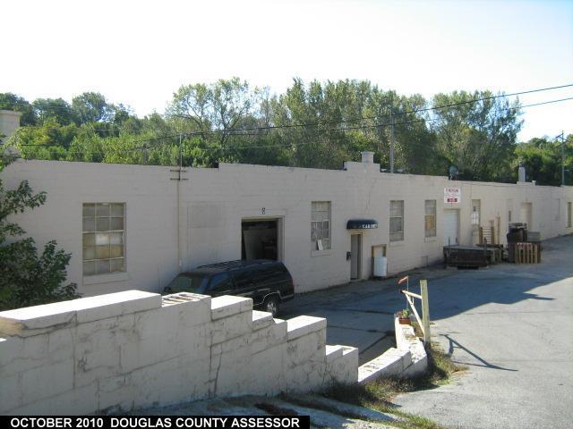 1651-1735 N 42nd St, Omaha, NE for rent - Building Photo - Image 1 of 1