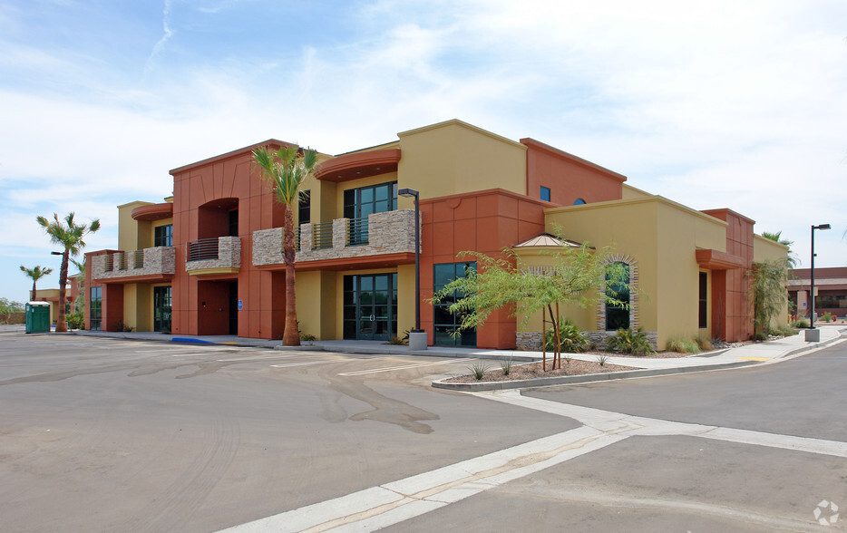 79200 Corporate Center Dr, La Quinta, CA for rent - Building Photo - Image 2 of 5