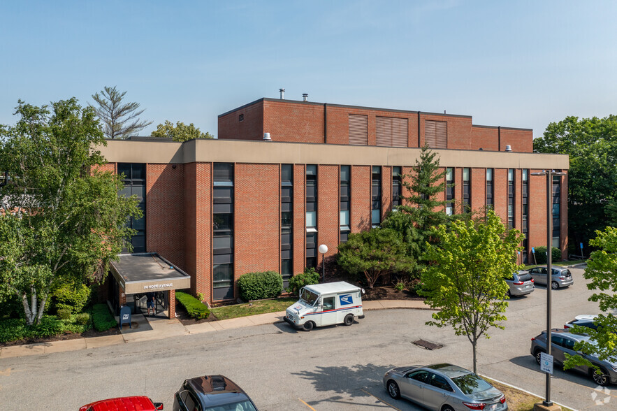 Office in Waltham, MA for sale - Primary Photo - Image 1 of 1