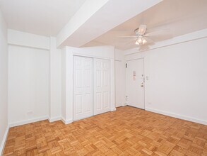 35 E 35th St, New York, NY for rent Interior Photo- Image 2 of 5