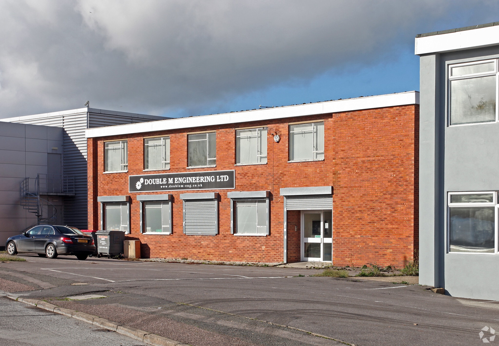 Halifax Rd, High Wycombe for sale Primary Photo- Image 1 of 1