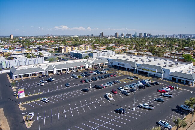 More details for 1615-1635 W Camelback Rd, Phoenix, AZ - Retail to Rent