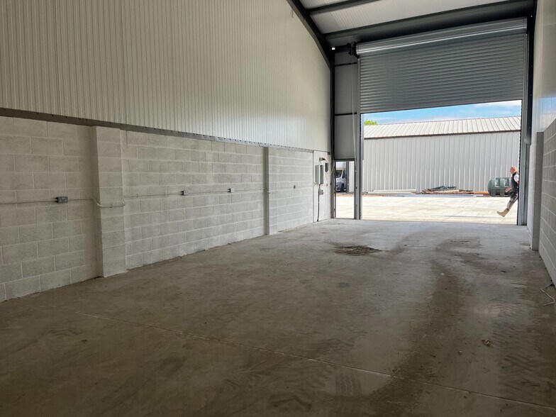 Sewstern Lane, Elston to rent - Interior Photo - Image 3 of 6