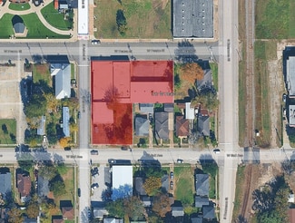 More details for 117-119 W Pearce St, Baytown, TX - Light Industrial for Sale