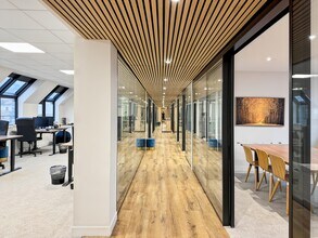 121 Rue Edouard Vaillant, Levallois-Perret to rent Interior Photo- Image 1 of 10