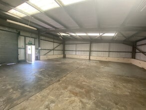 Polbeth Industrial Estate, Polbeth for rent Interior Photo- Image 1 of 2