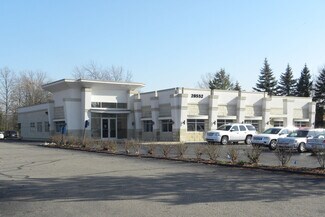 More details for 28552 Orchard Lake Rd, Farmington Hills, MI - Office for Rent