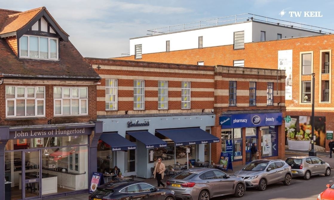 22-22B High St, Cobham for sale Primary Photo- Image 1 of 1