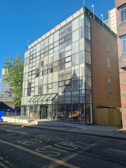 38 Carver St, Sheffield to rent - Building Photo - Image 1 of 12