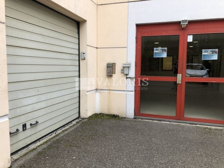 5 Chemin Du Jubin, Dardilly for sale - Building Photo - Image 1 of 9