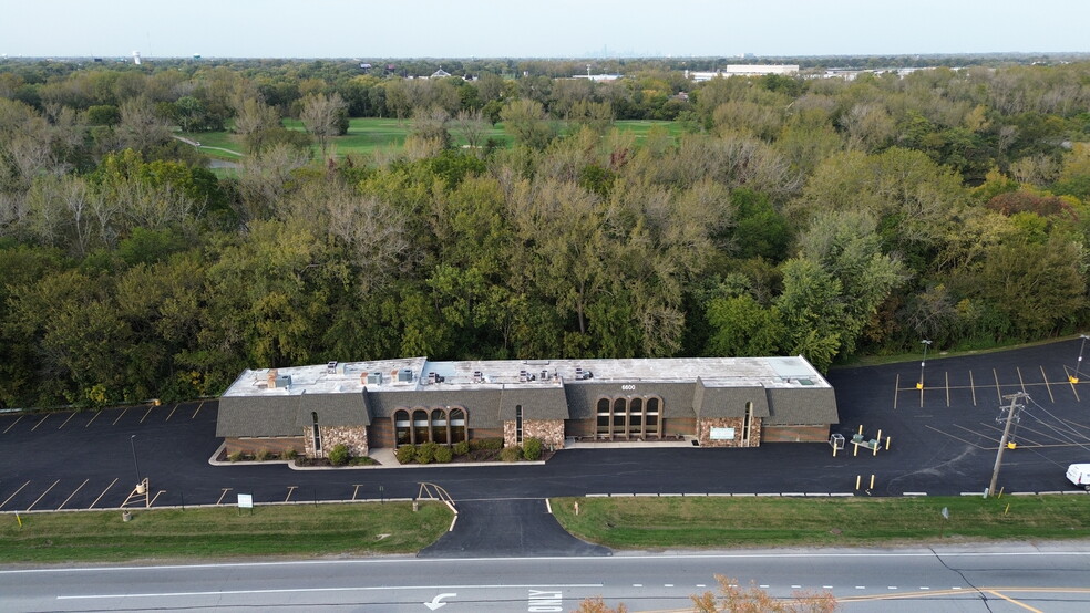 6600 W College Dr, Palos Heights, IL for sale - Building Photo - Image 1 of 35