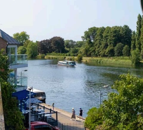 52 High St, Kingston Upon Thames for sale - Building Photo - Image 3 of 5