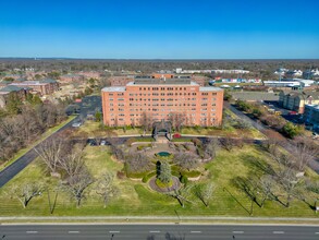 320 Carleton Ave, Central Islip, NY for rent Building Photo- Image 1 of 5