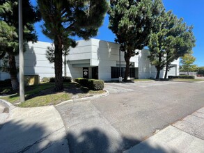 7441 Vincent Cir, Huntington Beach, CA for rent Building Photo- Image 1 of 19